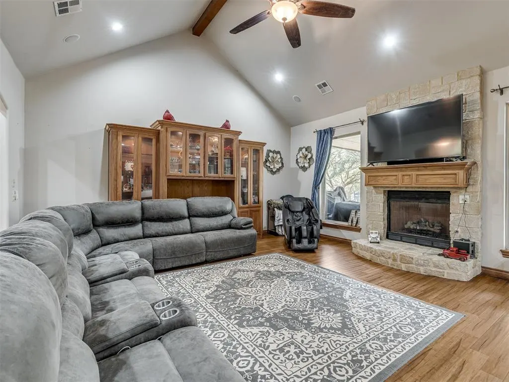 Photo 8 — 8030 Redhawk Lane, Edmond, OK 73034
