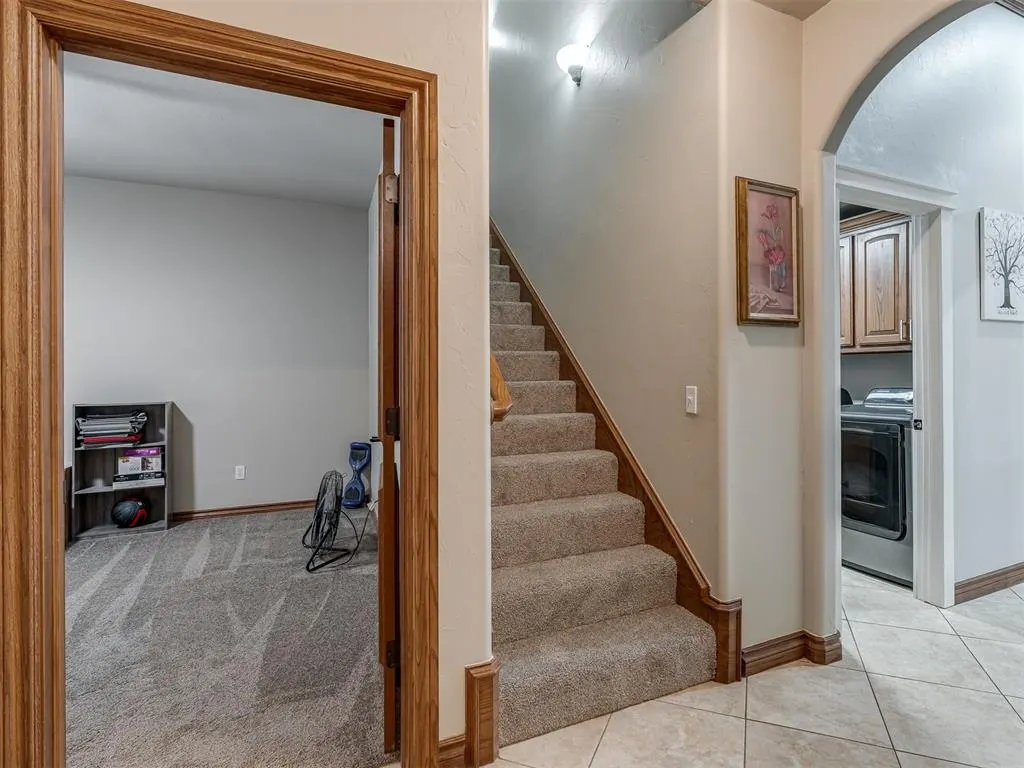 Photo 39 — 8030 Redhawk Lane, Edmond, OK 73034