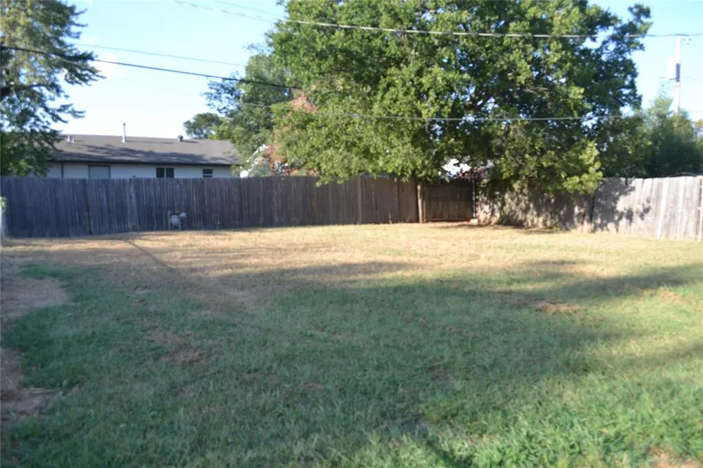 Photo 13 — 917 W Rulane Drive, Midwest City, OK 73110