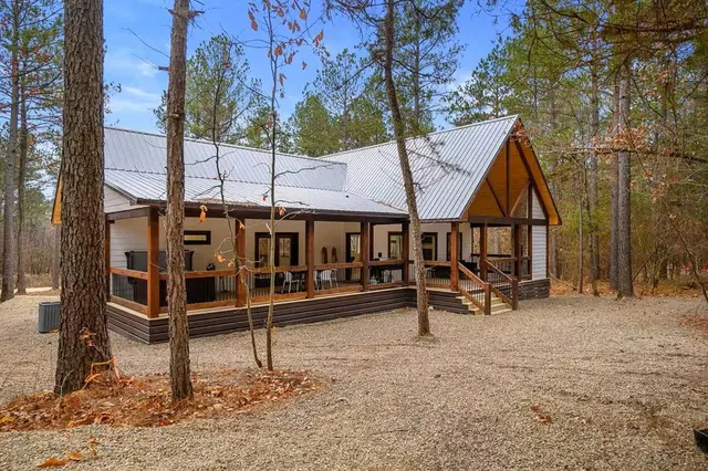 Photo 2 — 75 Birch View Lane, Broken Bow, OK 74728