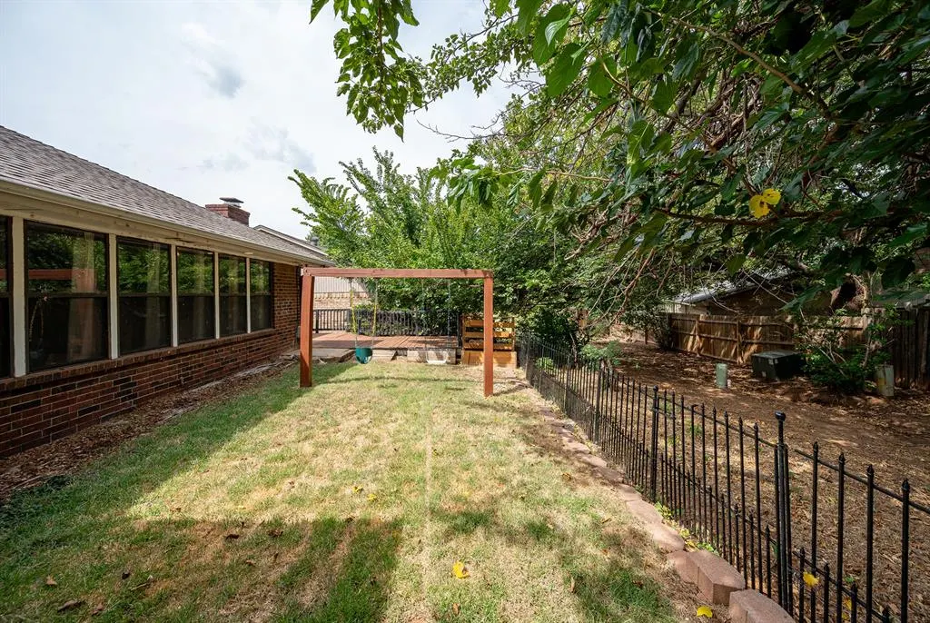 Photo 43 — 11709 NW 116th Street, Yukon, OK 73099