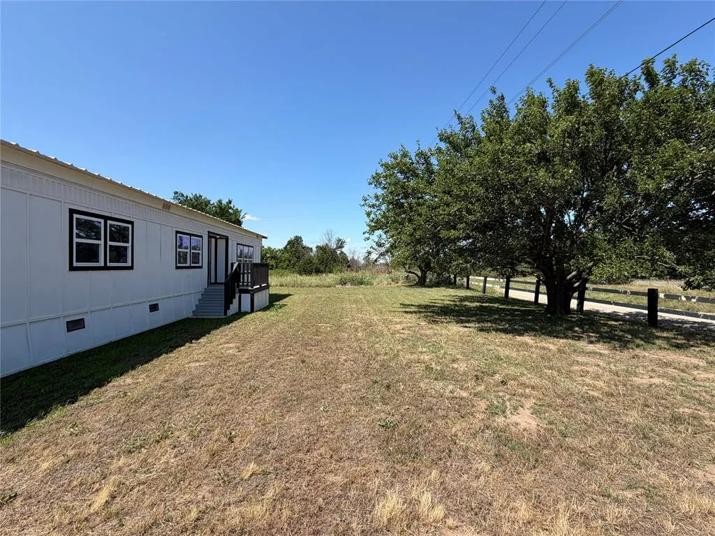 Photo 4 — 101869 S 3570 Road, Prague, OK 74864