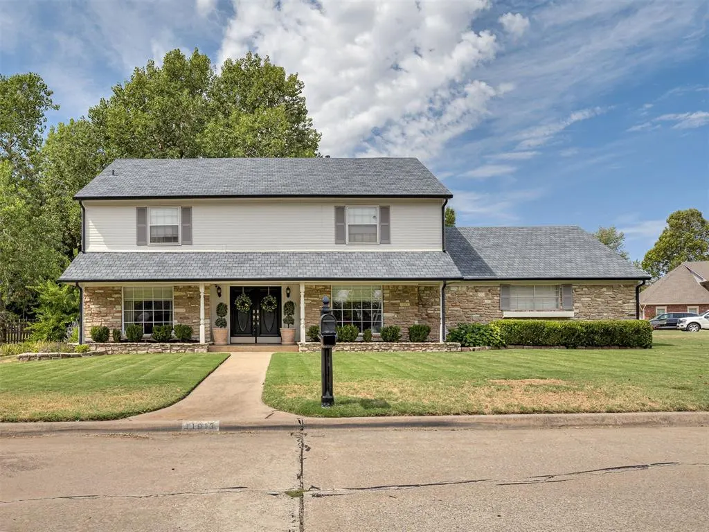 Front exterior — 11913 Somerville Drive, Yukon, OK 73099