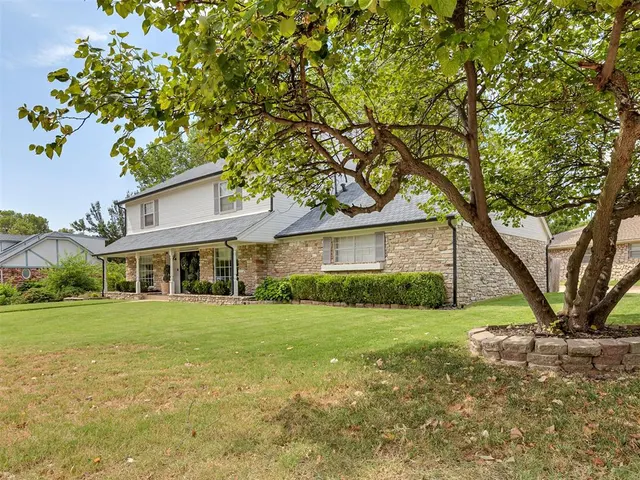 Photo 3 — 11913 Somerville Drive, Yukon, OK 73099