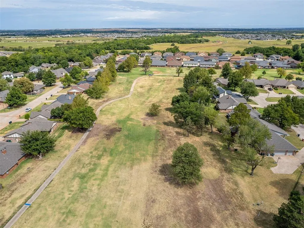 Photo 40 — 11913 Somerville Drive, Yukon, OK 73099