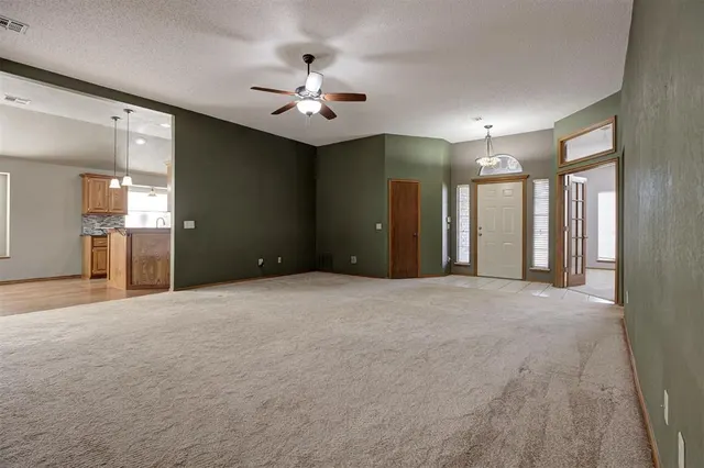 Photo 7 — 1825 SE 1st Street, Moore, OK 73160