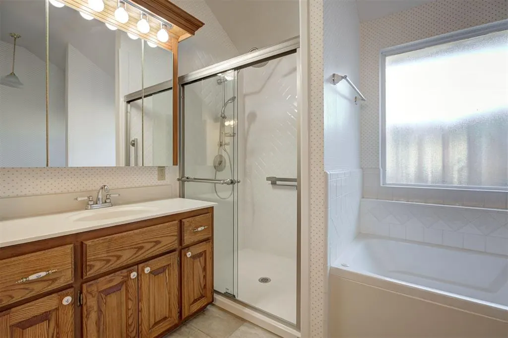 Photo 26 — 1825 SE 1st Street, Moore, OK 73160