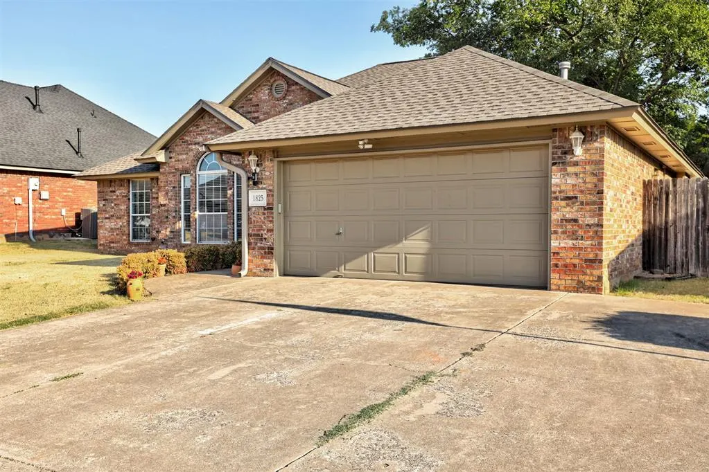 Photo 49 — 1825 SE 1st Street, Moore, OK 73160