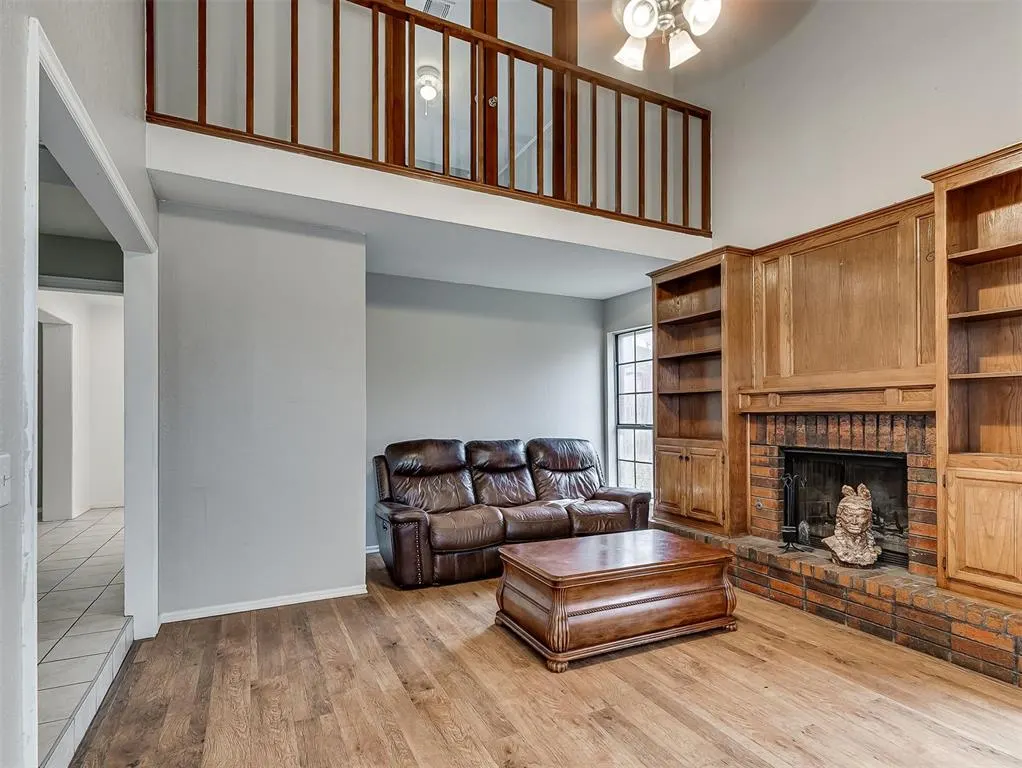 Photo 9 — 2101 NE 11th Street, Moore, OK 73160