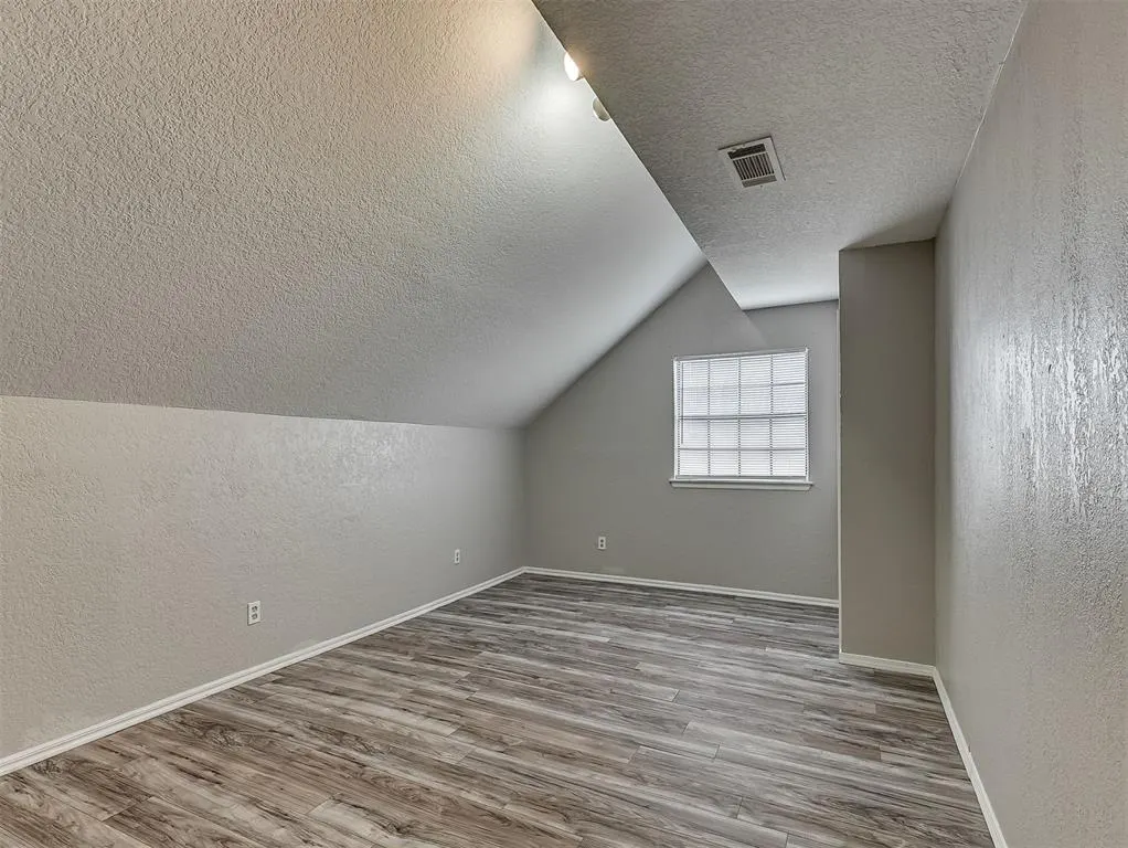Photo 32 — 2101 NE 11th Street, Moore, OK 73160