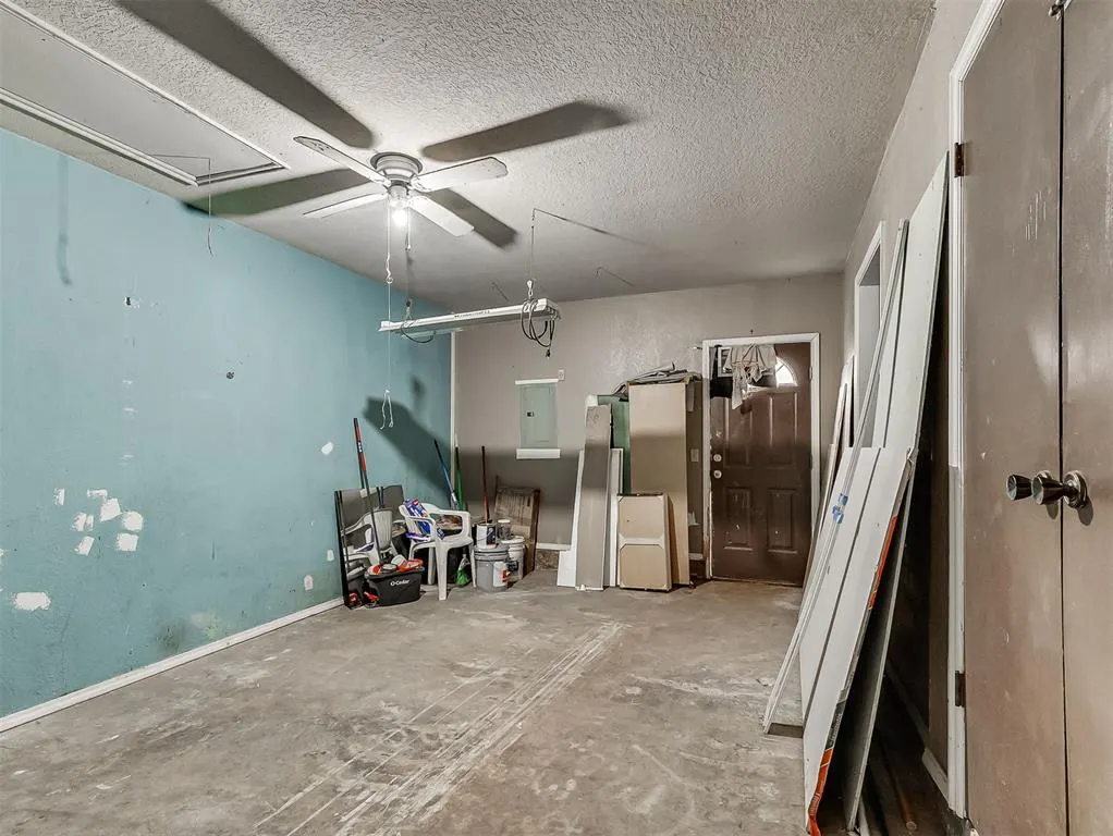 Photo 42 — 2101 NE 11th Street, Moore, OK 73160