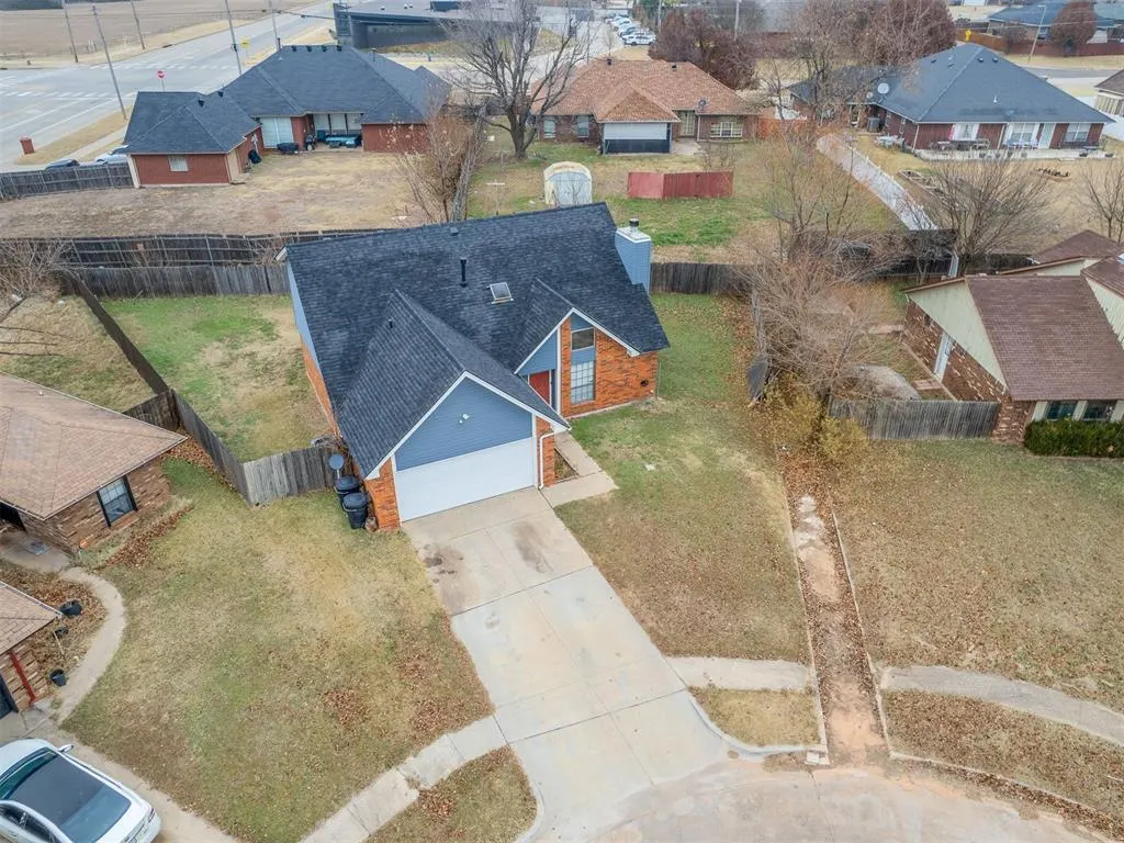 Photo 48 — 2101 NE 11th Street, Moore, OK 73160