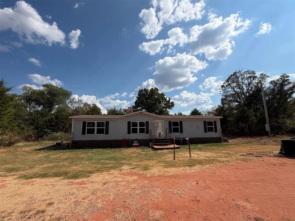 Front exterior — 12930 Deer Drive, Luther, OK 73054