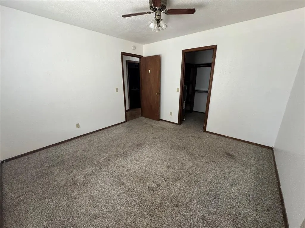 Photo 6 — 2022 Berry Street, Weatherford, OK 73096