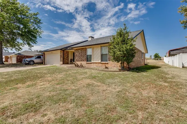 Photo 3 — 12 N Rice Roads, Shawnee, OK 74804