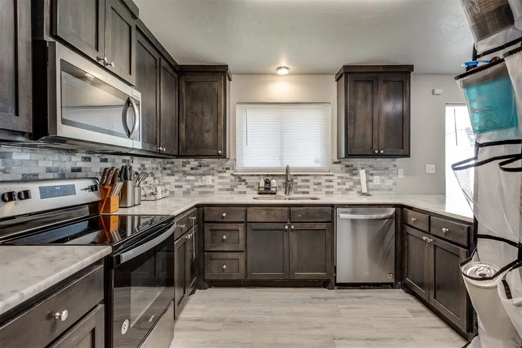 Photo 18 — 12 N Rice Roads, Shawnee, OK 74804