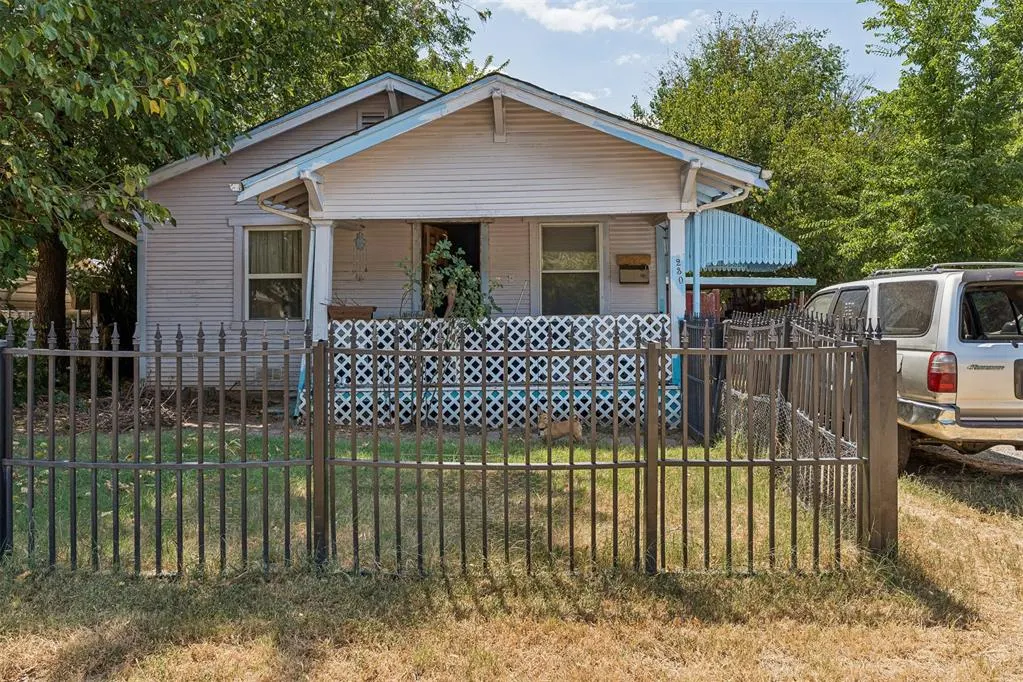Front exterior — 230 SE 41st Street, Oklahoma City, OK 73129