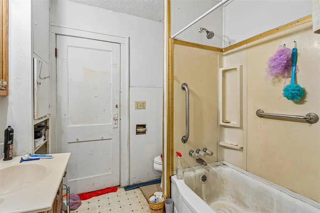 Photo 9 — 230 SE 41st Street, Oklahoma City, OK 73129