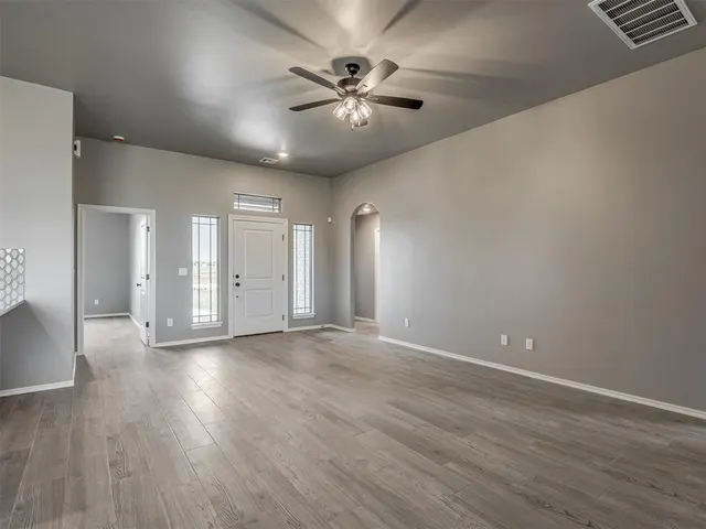 Photo 6 — 24953 Belmont Pass, Cashion, OK 73016