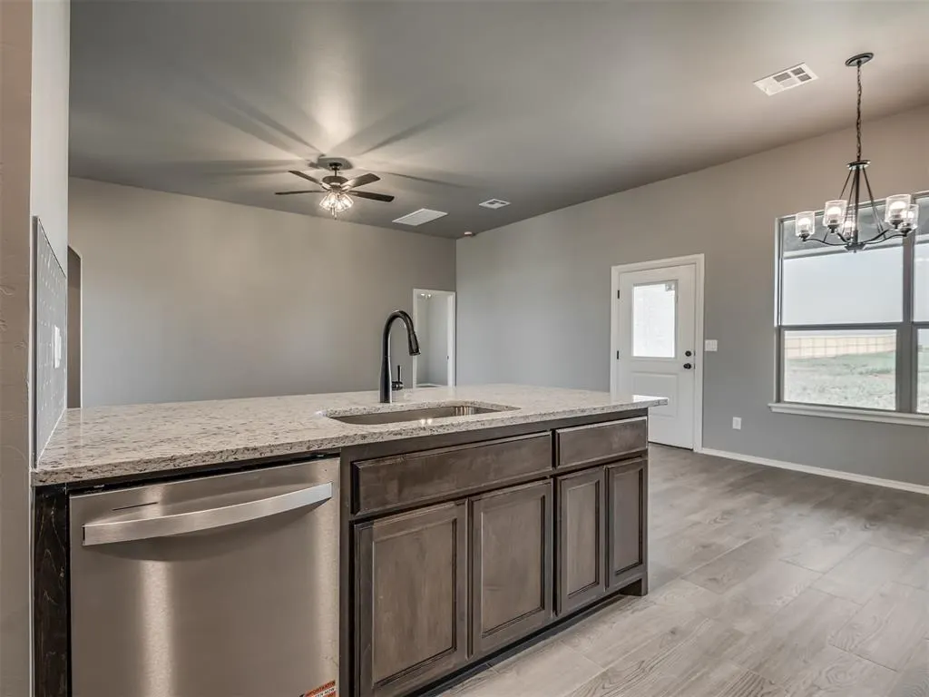 Photo 13 — 24953 Belmont Pass, Cashion, OK 73016