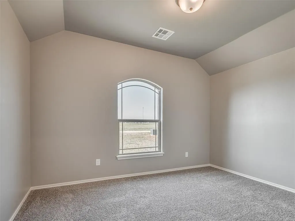 Photo 28 — 24953 Belmont Pass, Cashion, OK 73016