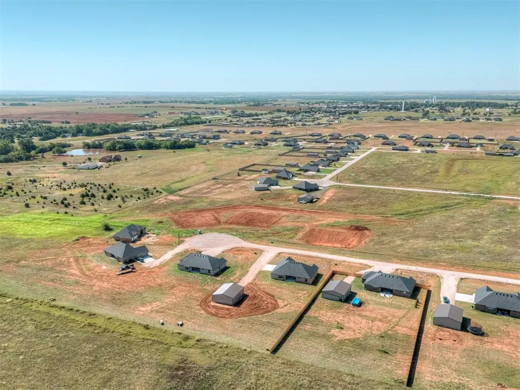 Photo 47 — 24953 Belmont Pass, Cashion, OK 73016