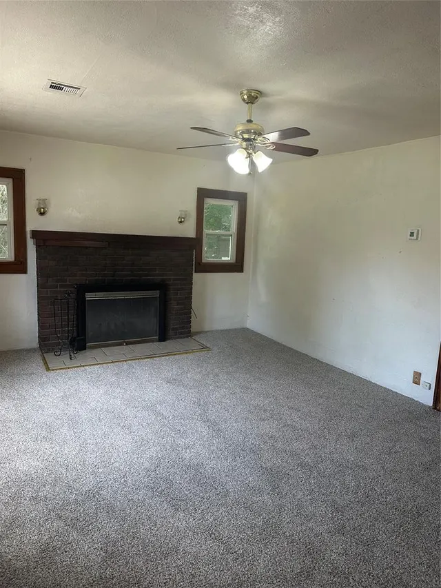Photo 2 — 815 Sunset Drive, El Reno, OK 73036