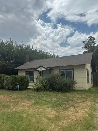 Sold home at 815 Sunset Drive