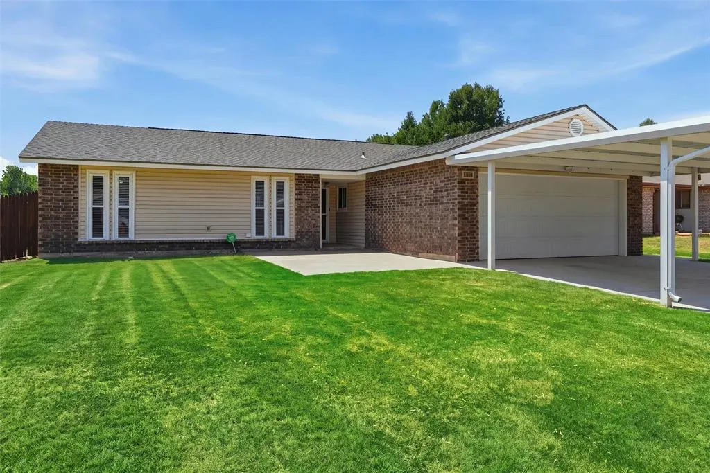 Front exterior — 11804 O Casey Street, Yukon, OK 73099