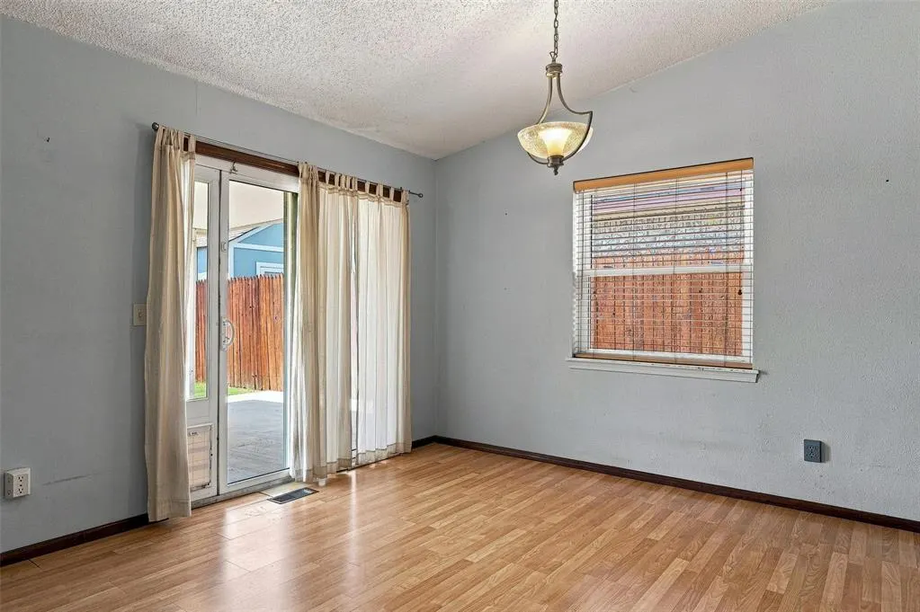 Photo 9 — 11804 O Casey Street, Yukon, OK 73099