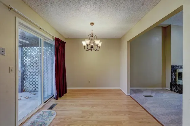 Photo 6 — 841 N Robinson Avenue, Oklahoma City, OK 73170