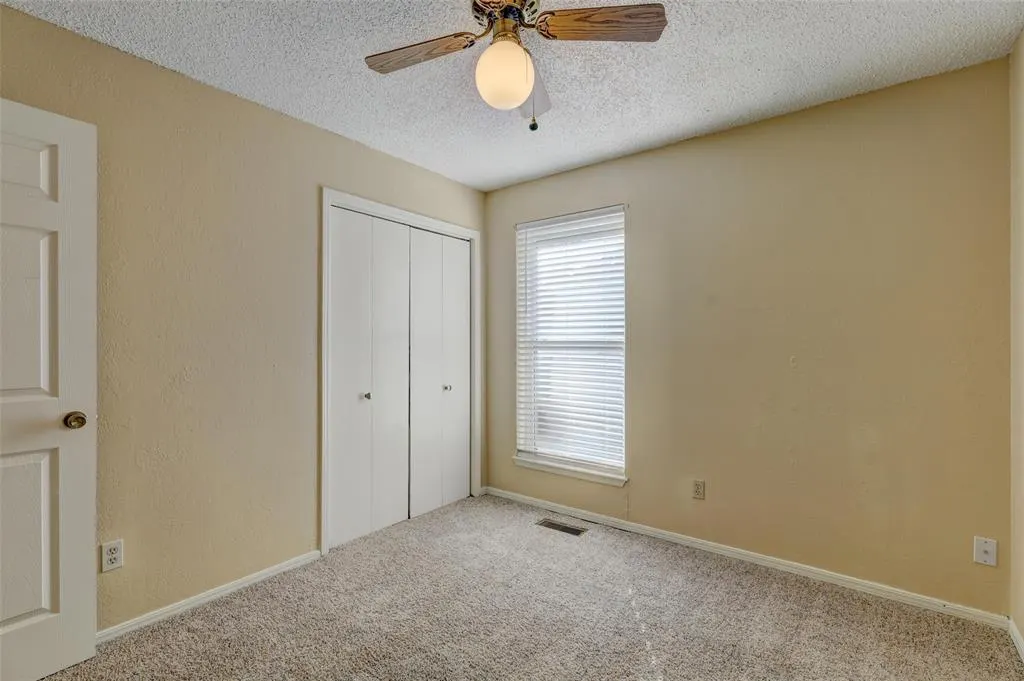 Photo 16 — 841 N Robinson Avenue, Oklahoma City, OK 73170