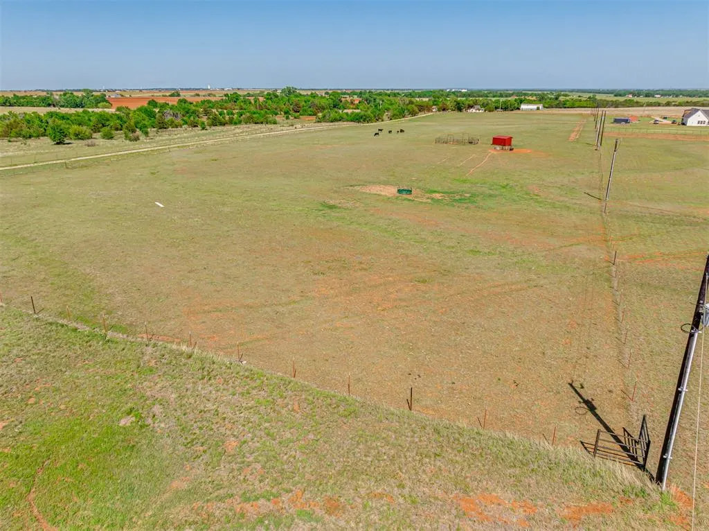 Photo 12 — 28616 N 2960 Street, Cashion, OK 73016