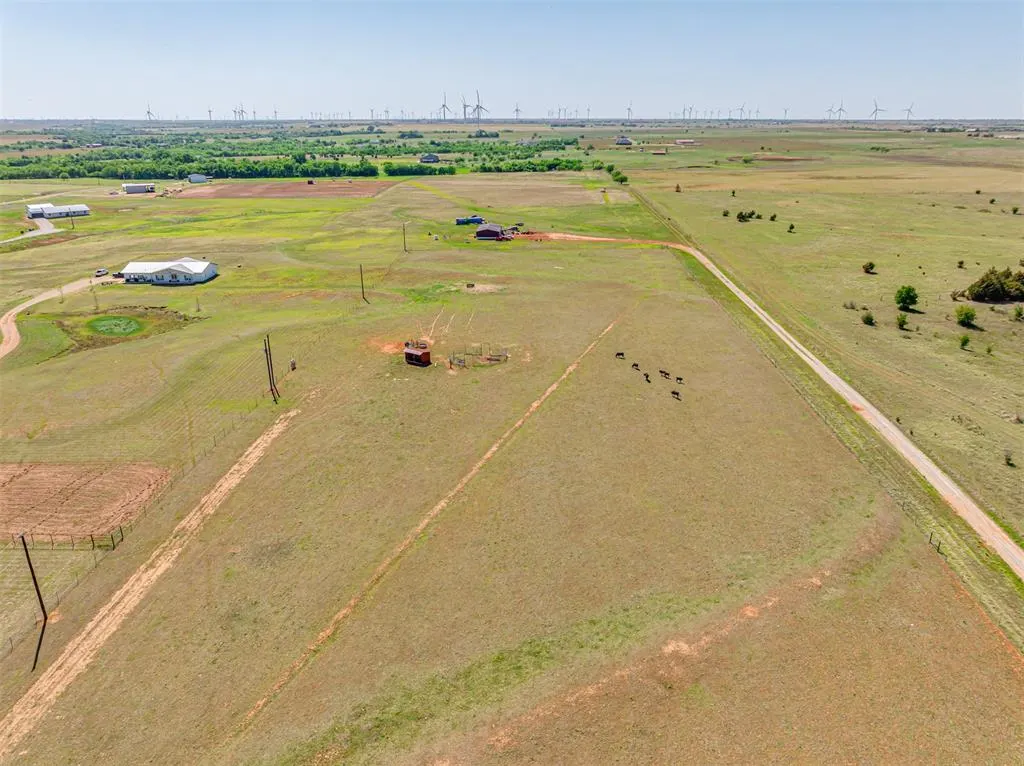Photo 17 — 28616 N 2960 Street, Cashion, OK 73016