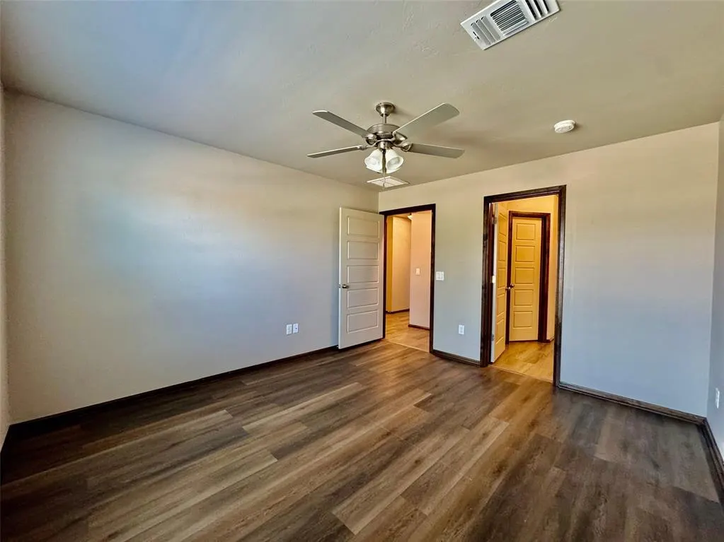 Photo 15 — 12948 NW 3rd Terrace, Yukon, OK 73099