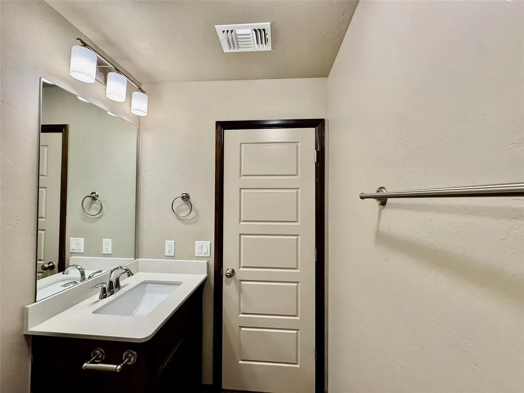 Photo 26 — 12948 NW 3rd Terrace, Yukon, OK 73099