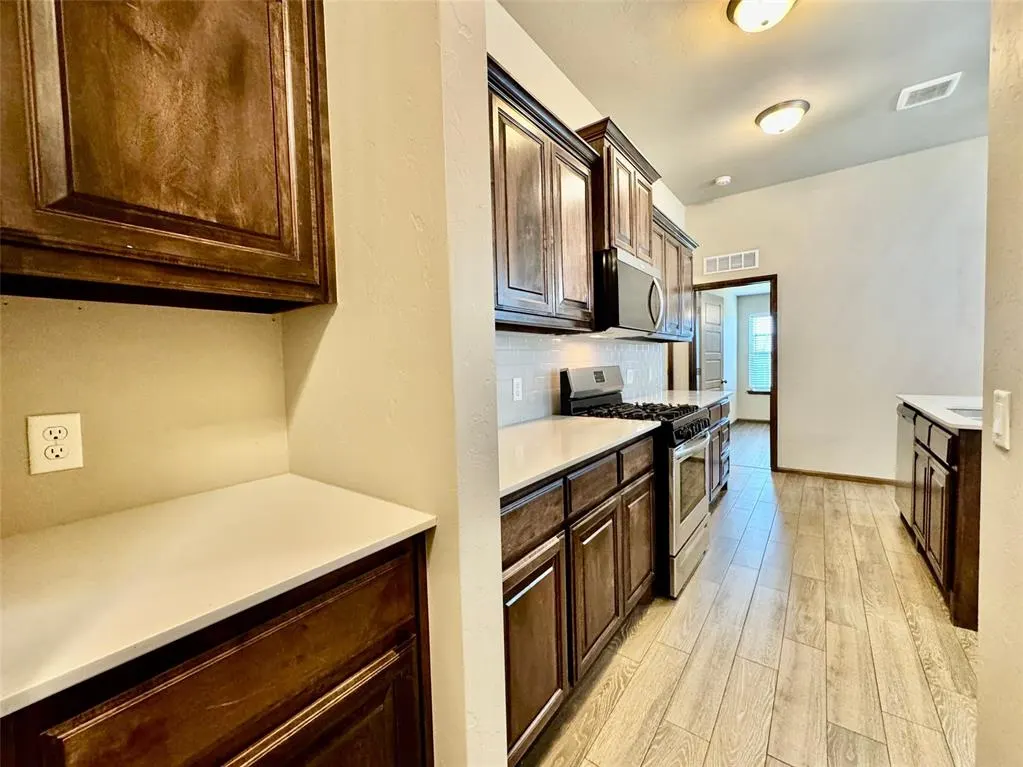 Photo 32 — 12948 NW 3rd Terrace, Yukon, OK 73099