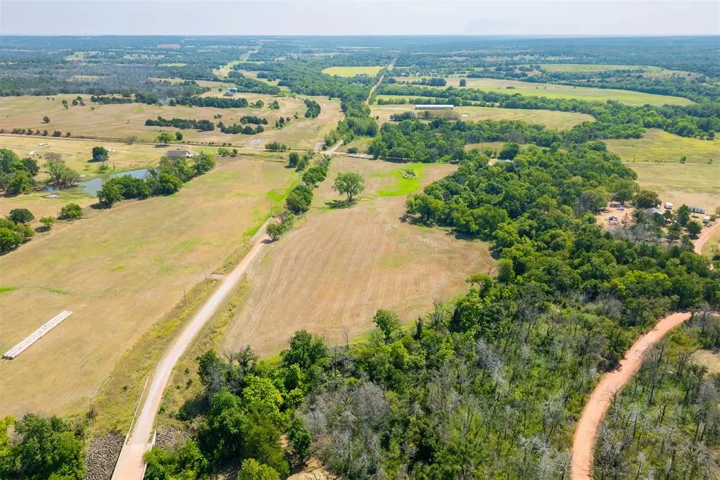 Photo 5 — E Praire Grove Rd, Guthrie, OK 73044