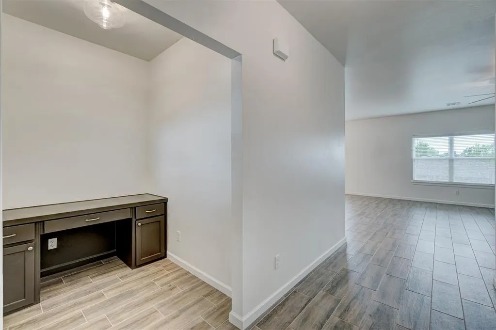 Photo 2 — 528 NW 175th Street, Edmond, OK 73012