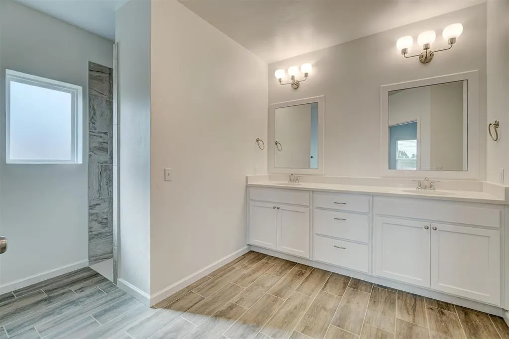 Photo 12 — 528 NW 175th Street, Edmond, OK 73012