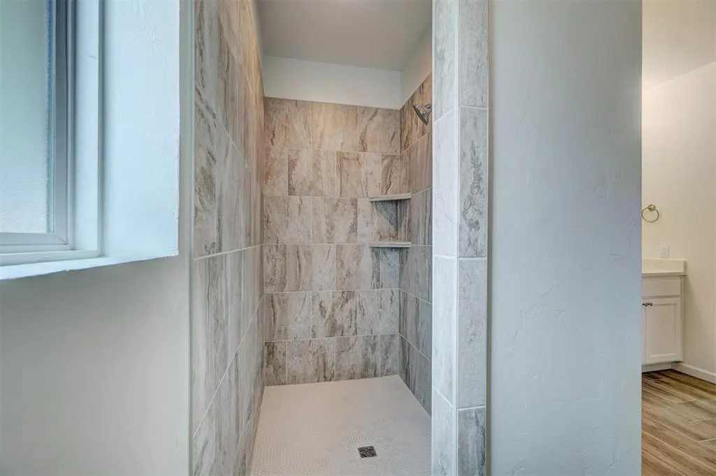 Photo 13 — 528 NW 175th Street, Edmond, OK 73012