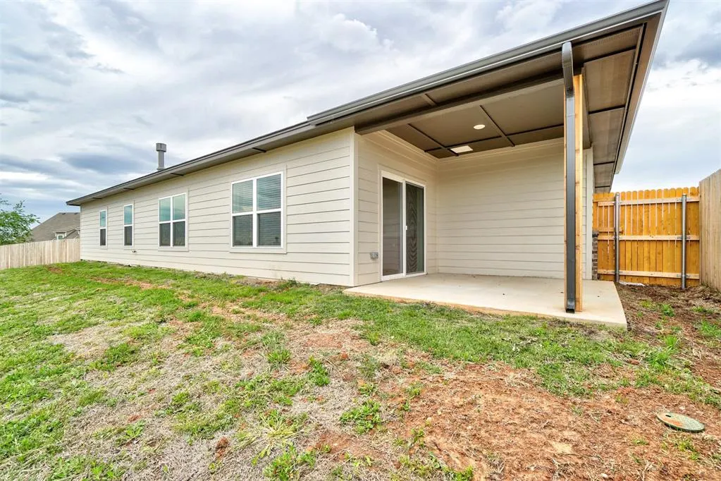 Photo 18 — 528 NW 175th Street, Edmond, OK 73012