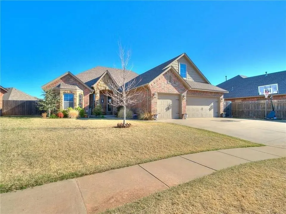 Front exterior — 12609 NW 7th Court, Yukon, OK 73099