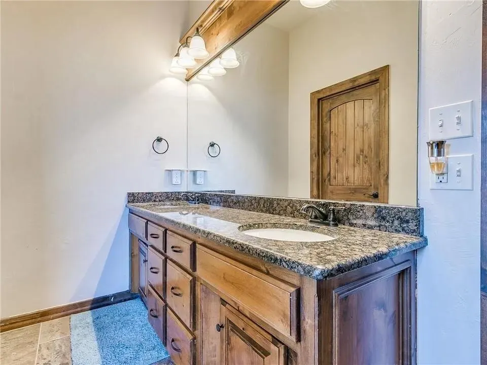 Photo 8 — 12609 NW 7th Court, Yukon, OK 73099
