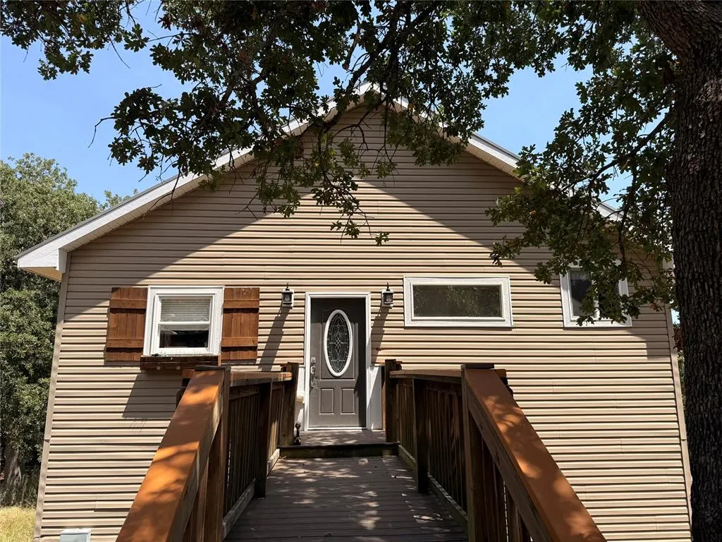 Front exterior — 1651 Kiamichi Road, Norman, OK 73026