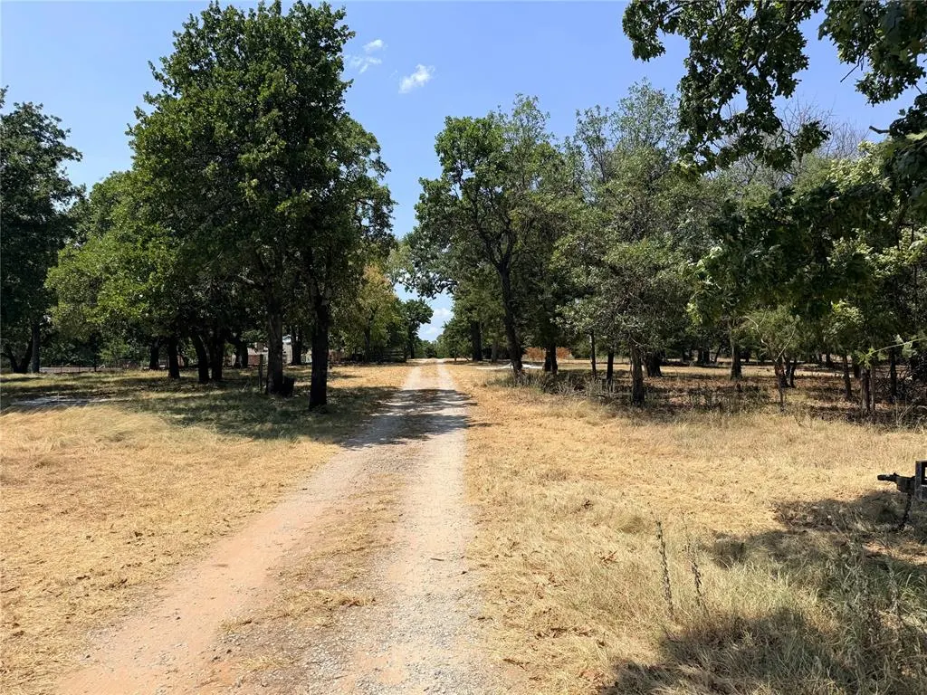 Photo 3 — 1651 Kiamichi Road, Norman, OK 73026