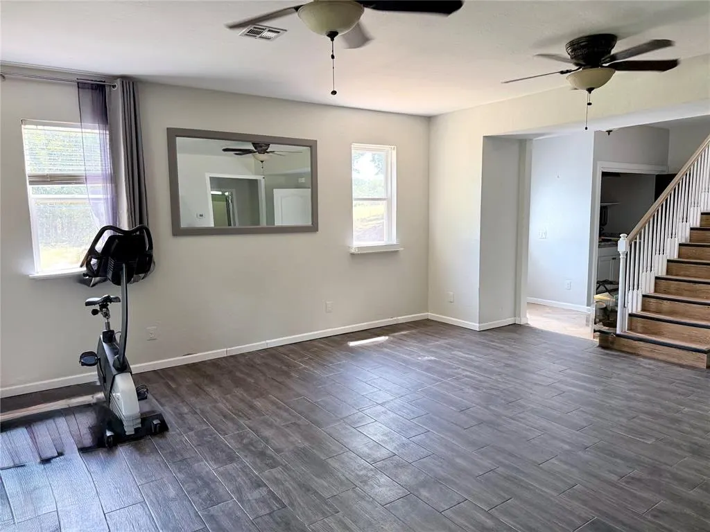 Photo 9 — 1651 Kiamichi Road, Norman, OK 73026