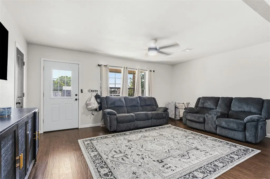 Photo 4 — 107 W Stewart Street, Paoli, OK 73074