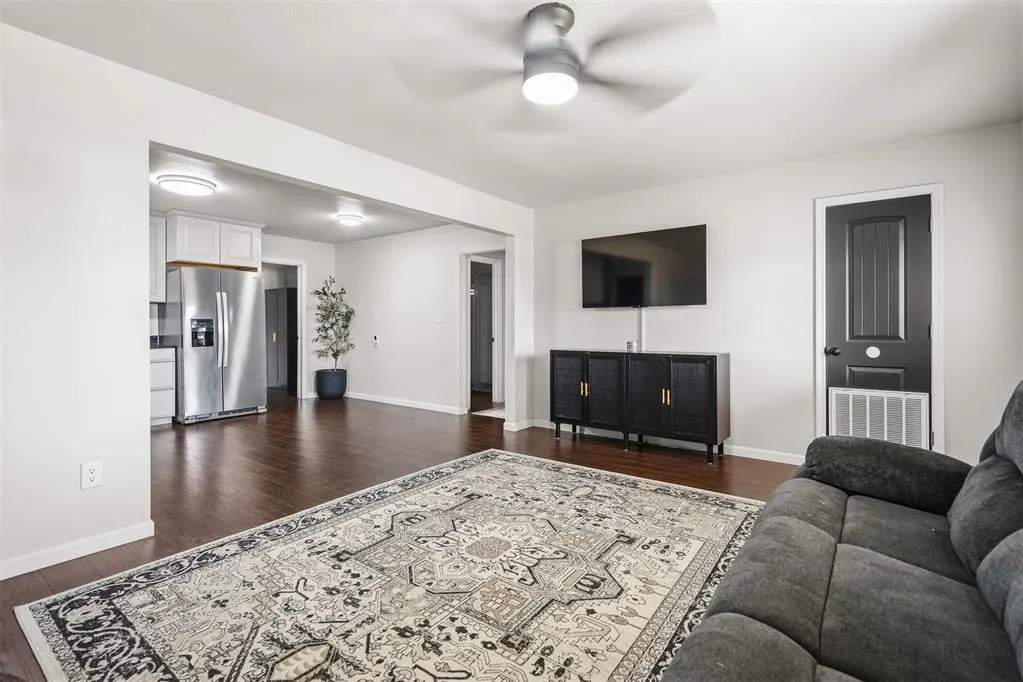 Photo 6 — 107 W Stewart Street, Paoli, OK 73074