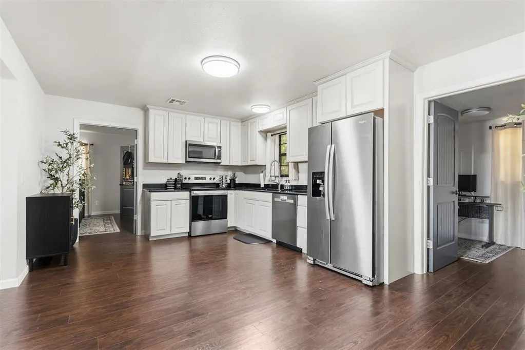 Photo 8 — 107 W Stewart Street, Paoli, OK 73074